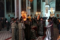 Литургия Преждеосвященных Даров в Духосошественском кафедральном соборе Саратова