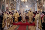 Божественная литургия в Свято-Троицком кафедральном соборе г. Покровска (Энгельса)