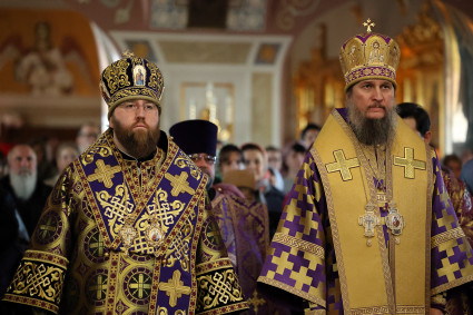Митрополит Игнатий и епископ Пахомий совершили совместное богослужение