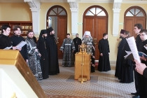 Утреннее богослужение на Архиерейском подворье — храме во имя святого апостола и евангелиста Иоанна Богослова при СПДС