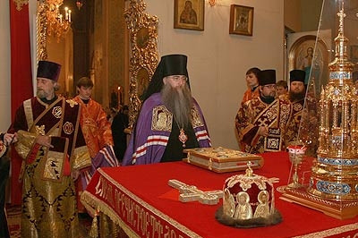 День памяти мученика Лонгина сотника — день тезоименитства Епископа Саратовского и Вольского Лонгина. Всенощное бдение