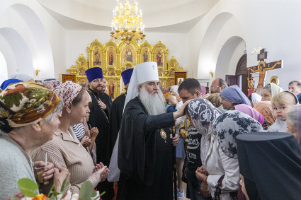 Божественная литургия в храме во имя пророка Божия Илии на Ильинской площади г. Саратова