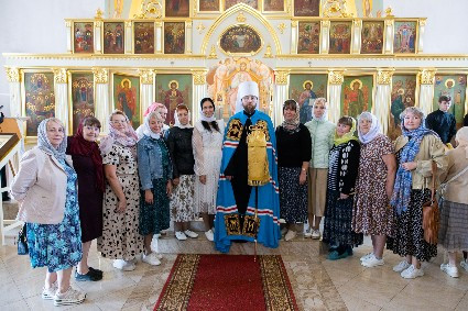 Митрополит Игнатий совершил Великое освящение храма святителя Николая Чудотворца с. Поповка Хвалынского района и Божественную литургию в новоосвященном храме