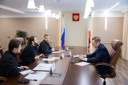 Митрополит Игнатий встретился с губернатором Саратовской области Романом Викторовичем Бусаргиным