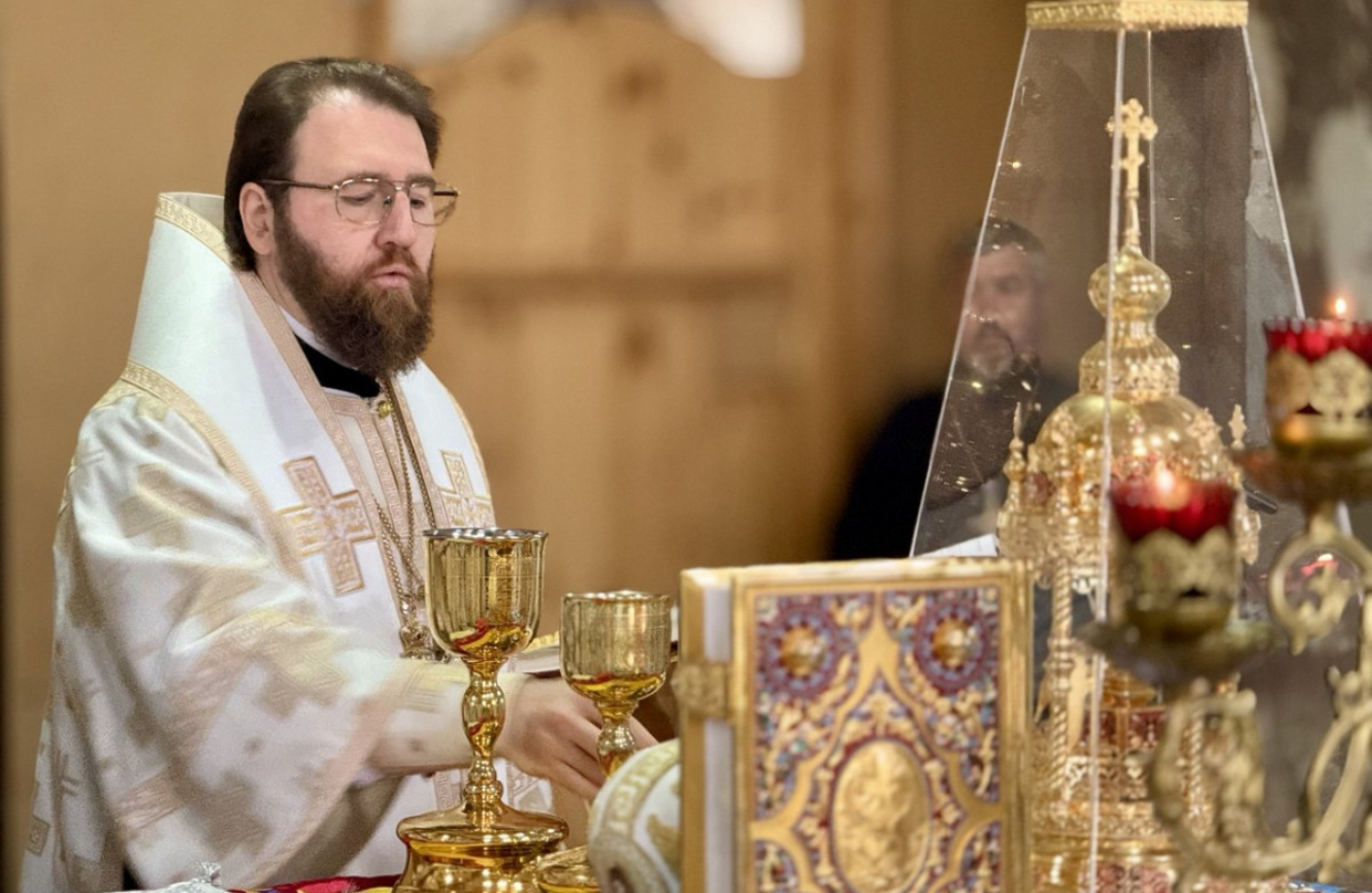 Митрополит Игнатий совершил Божественную литургию и чин отпевания в храме Казанской иконы Божией Матери с. Ижевское (Рязанская епархия)