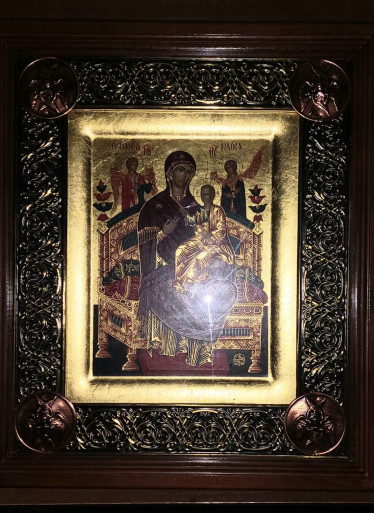 Икона Божией Матери «Всецарица»