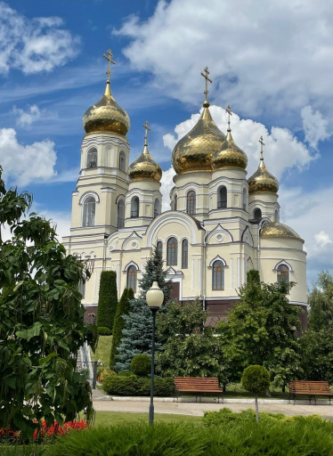 Иоанновский женский монастырь в пос. Алексеевка Хвалынского р-на