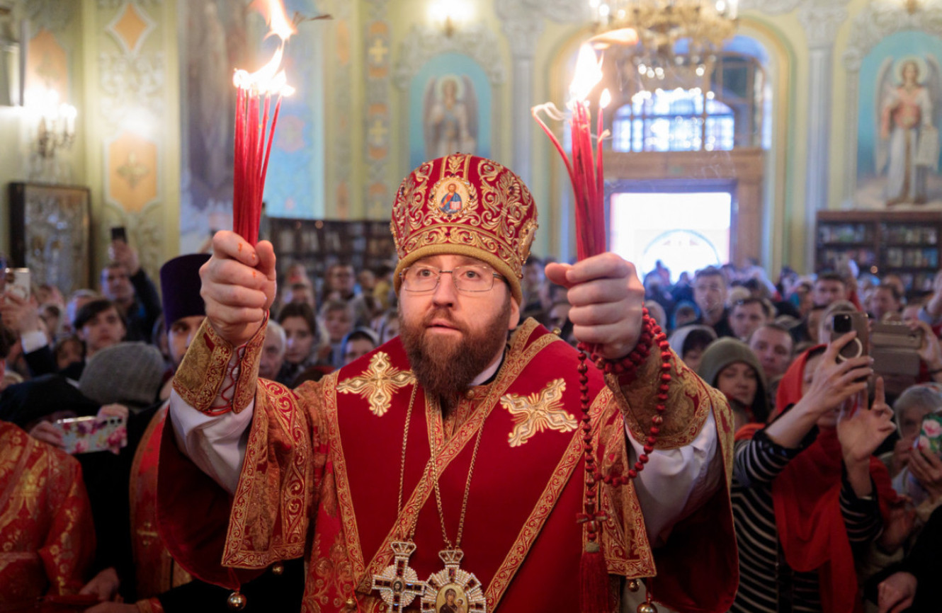 Митрополит Игнатий совершил Великую пасхальную вечерню в Покровском соборе г. Саратова